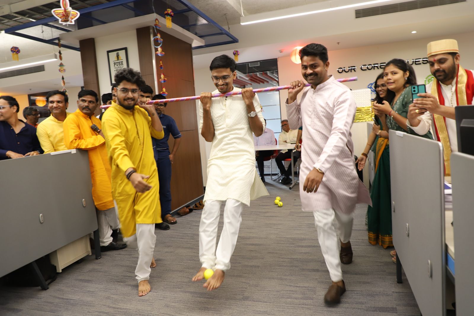 Celebração de Diwali na Parason 1